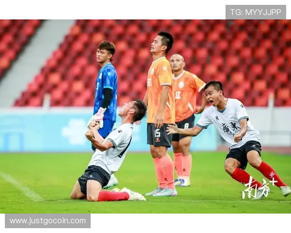 广州足球队的节奏与魅力探讨：从历史到未来的全面分析