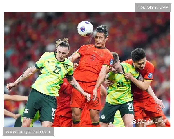 足球明星捂脸动作视频引发热议背后的故事与情感解析