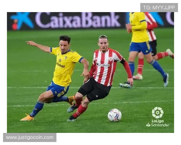 杭州足球队以96分稳居挑战赛积分榜首位争夺冠军之路愈发明朗